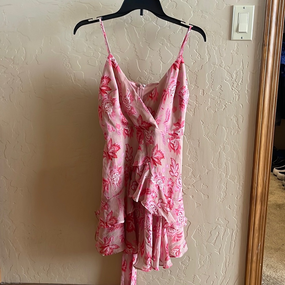 NWOT Saints & Secrets floral ruffled dress